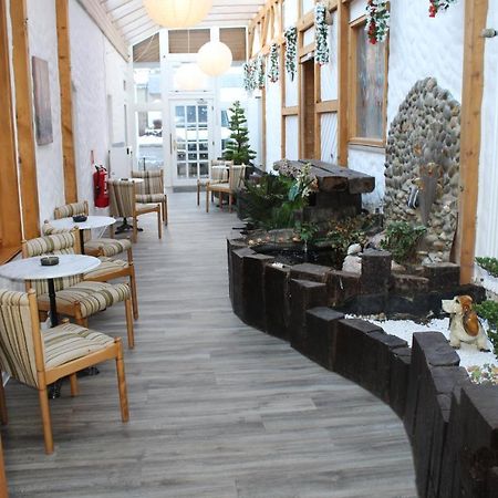 Gaestehaus Am Kurpark Villingen-Schwenningen Buitenkant foto